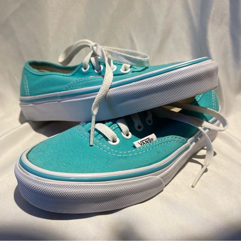 Vans Off The Wall Light Green Low Top Sneakers Shoes Unisex Men’s 3.5 Women’s 5